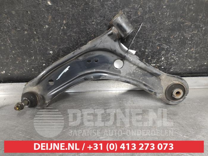 Suzuki Vitara Querlenker unten links vorne O651237