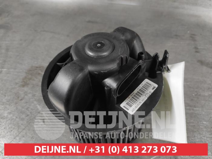 Toyota Aygo Kachel Ventilatiemotor O651274