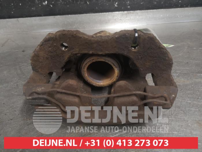 Mazda 5 Remklauw (Tang) links-voor O651296