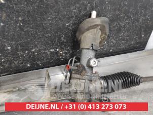Mazda 5 Power steering box O651301 photo 2
