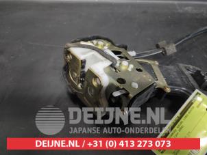 Mazda 2 Türschlossmechanik 4-türig links hinten O651315 foto 2