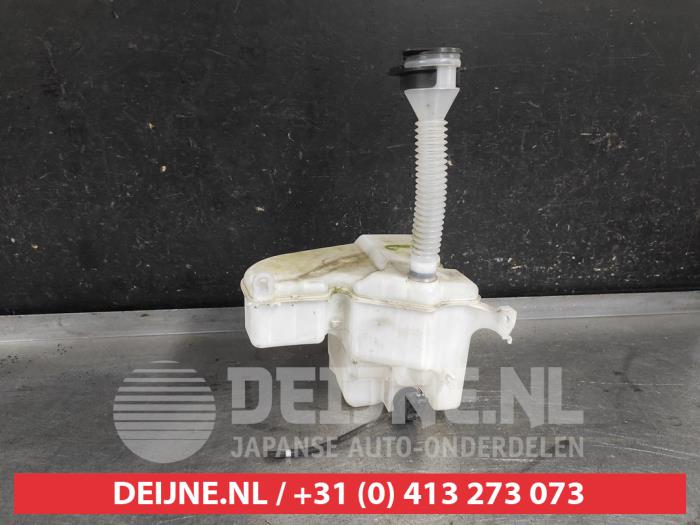 Lexus IS Ruitensproeiertank voor O651359