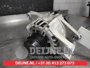 Gebruikte Dynamo Toyota Yaris III (P13) 1.5 16V Dual VVT-iE Prijs € 45,00 Margeregeling aangeboden door V.Deijne Jap.Auto-onderdelen BV