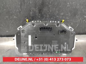 Toyota Yaris Tacho - Kombiinstrument KM O651455 foto 2