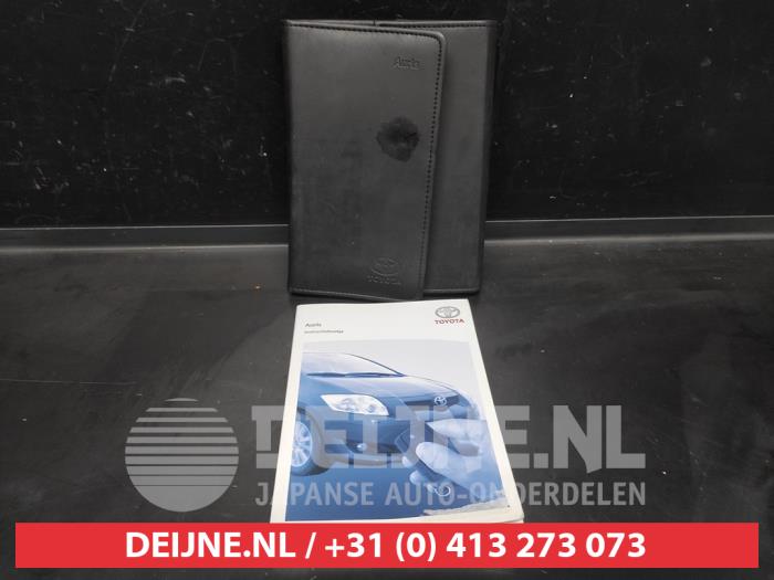 Toyota Auris Betriebsanleitung O651515