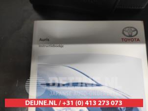 Toyota Auris Betriebsanleitung O651515 foto 2