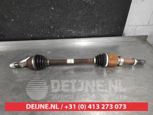 Gebruikte Aandrijfas rechts-voor Nissan Leaf (ZE1) 39/40kWh Prijs € 75,00 Margeregeling aangeboden door V.Deijne Jap.Auto-onderdelen BV