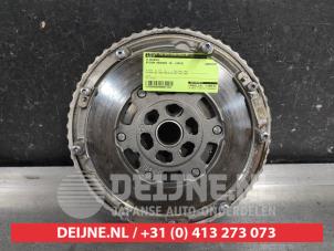 Gebruikte Vliegwiel Nissan Qashqai (J11) 1.3 DIG-T 140 16V Prijs € 125,00 Margeregeling aangeboden door V.Deijne Jap.Auto-onderdelen BV