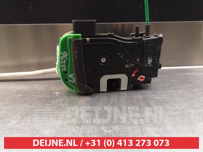 Hyundai I40 Deurslot Mechaniek 4Deurs links-achter O280077