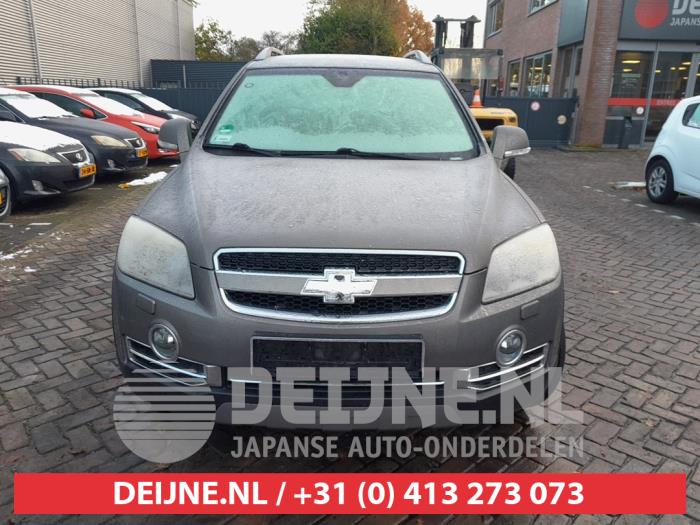 Chevrolet Captiva Grille O651910