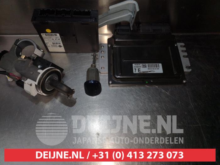 Nissan Primera Steuergerät Motormanagement O344502