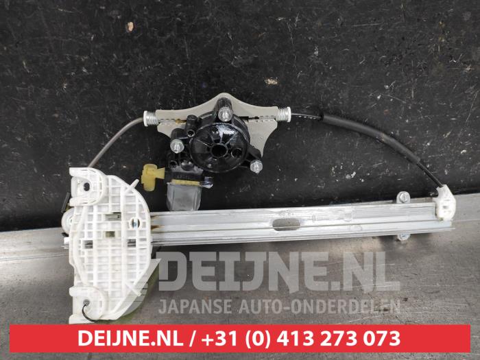 Kia Rio Ruitmechaniek 4Deurs rechts-achter O651986