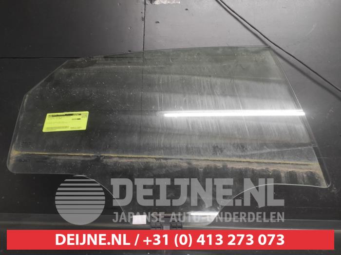 Kia Ceed Rear door window 4-door door, rear right O652031