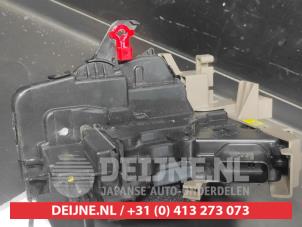 Kia Ceed Deurslot Mechaniek 4Deurs rechts-achter O652032 foto 3