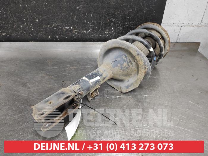 Mitsubishi Outlander Schokdemperpoot links-voor O652054