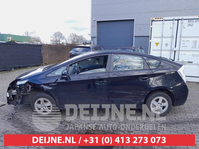 Toyota Prius Portierruit 4Deurs links-voor O652072