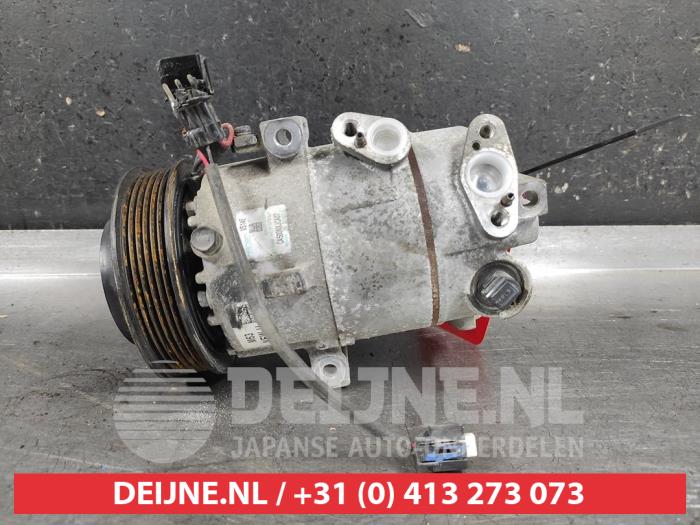 Gebruikte Pomp Airco Hyundai i30 (PDEB5/PDEBB/PDEBD/PDEBE) 1.6 CRDi 16V Prijs € 250,00 Margeregeling aangeboden door V.Deijne Jap.Auto-onderdelen BV