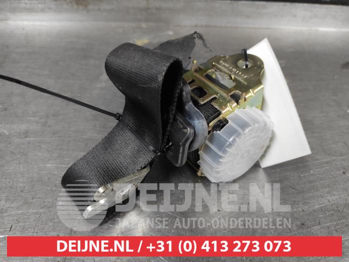 Mazda 2 Veiligheidsgordel rechts-achter O652166