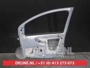 Toyota Aygo Front door 4-door, right O652264 photo 2