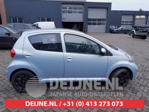 Toyota Aygo Front door 4-door, right O652264 photo 3