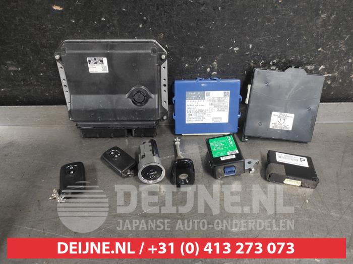 Gebruikte Computer Motormanagement Toyota Prius (ZVW3) 1.8 16V Prijs € 100,00 Margeregeling aangeboden door V.Deijne Jap.Auto-onderdelen BV