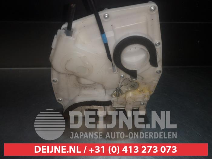 Suzuki Splash Türschlossmechanik 4-türig links hinten O280457
