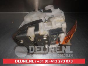 Suzuki Splash Türschlossmechanik 4-türig links hinten O280457 foto 3