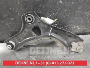 Nissan Juke Draagarm onder links-voor O652390 foto 2