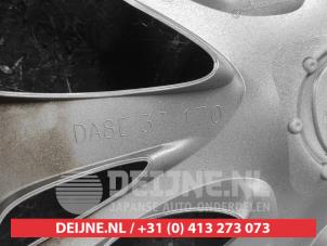 Mazda 2 Radkappe O652599 foto 3