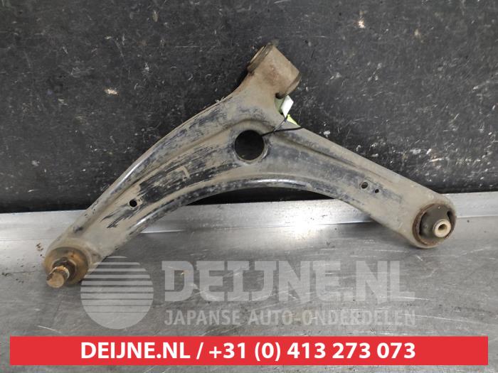 Mitsubishi Lancer Querlenker unten links vorne O652626