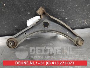 Mitsubishi Lancer Front lower wishbone, left O652626 photo 2