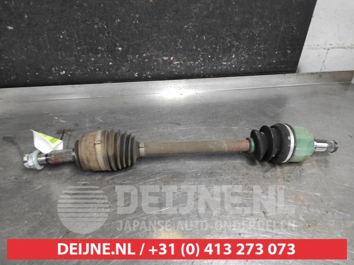 Mitsubishi Lancer Aandrijfas links-voor O652628