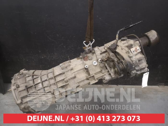 Nissan King Cab Getriebe O652652
