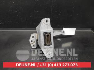 Hyundai Ioniq Engine mount O652729 photo 2