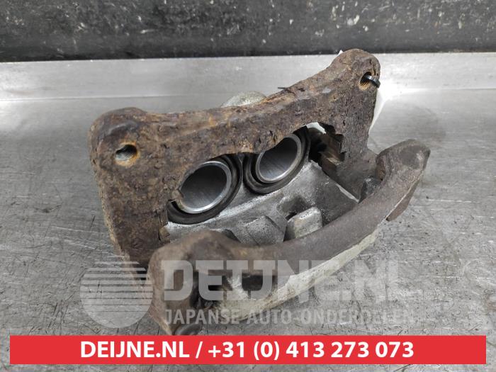 Mitsubishi Pajero Front brake calliper, left O652994