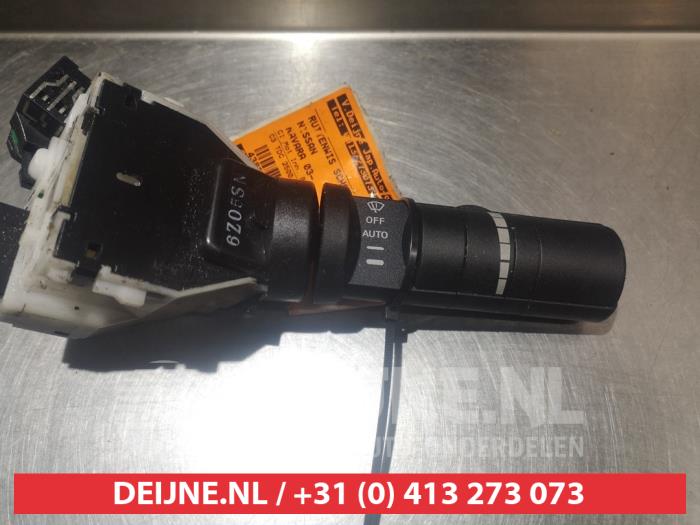 Nissan Navara Ruitenwis Schakelaar O309775