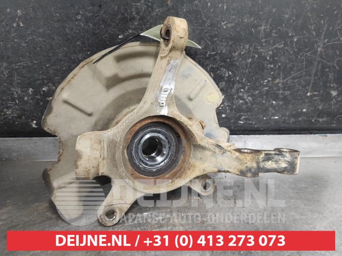 Suzuki SX-4 Fusee links-voor O653116