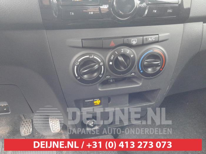 Daihatsu Materia Kachel Bedieningspaneel O653268