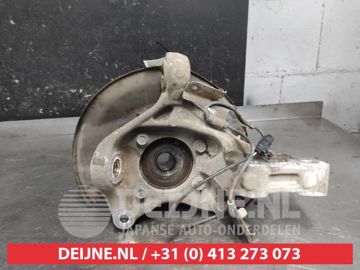 Toyota Prius Fusee links-voor O653301