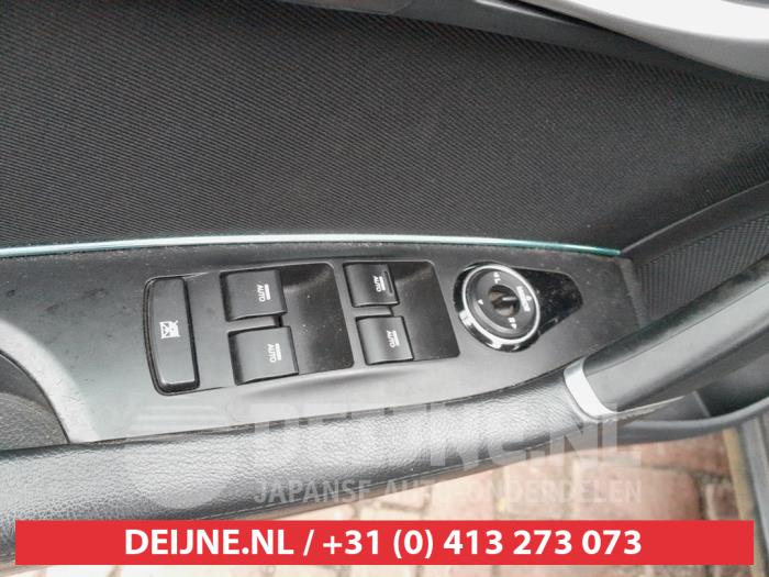 Hyundai I40 Kombischalter Fenster O653364