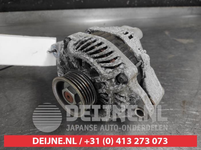 Gebruikte Dynamo Suzuki Swift (ZA/ZC/ZD) 1.2 16V Prijs € 30,00 Margeregeling aangeboden door V.Deijne Jap.Auto-onderdelen BV
