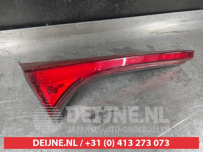 Mitsubishi Eclipse Cross Achterklep reflector links O653972
