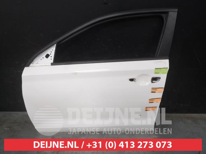 Hyundai I30 Tür 4-türig links vorne O654058