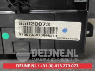 Chevrolet Orlando Radiobedienfeld O654182 foto 3