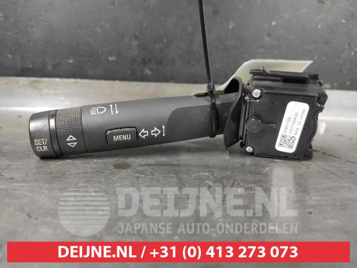 Chevrolet Orlando Richtingaanwijzer Schakelaar O654187