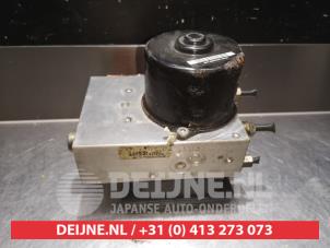 Nissan Pathfinder ABS pump O337688 photo 2