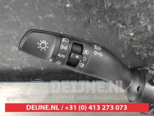 Kia Ceed Sportswagon Steering column stalk O654390 photo 2