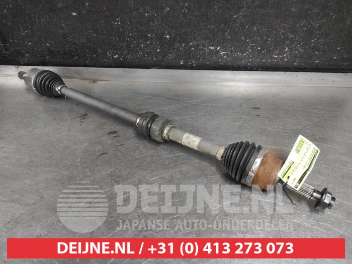 Kia Ceed Sportswagon Front drive shaft, right O654400