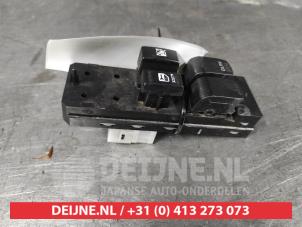 Gebruikte Combischakelaar ramen Suzuki SX4 (EY/GY) 1.6 16V VVT Comfort,Exclusive Autom. Prijs € 25,00 Margeregeling aangeboden door V.Deijne Jap.Auto-onderdelen BV