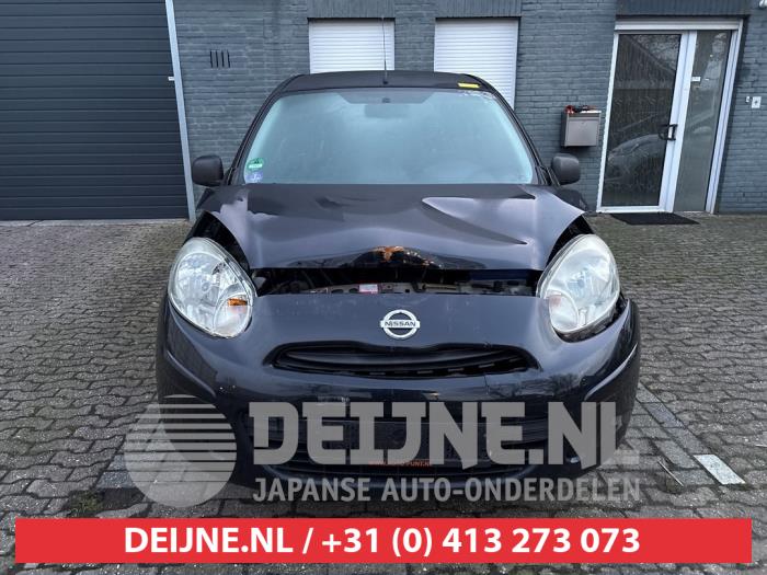 Nissan Micra Voorruit O654564